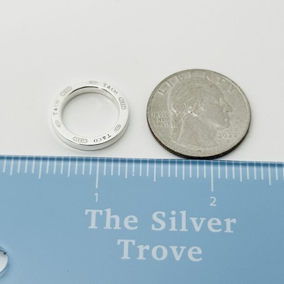 Tiffany 1837 Extra Small Round Circle Tag Pendant in Sterling Silver - Picture 2 of 7